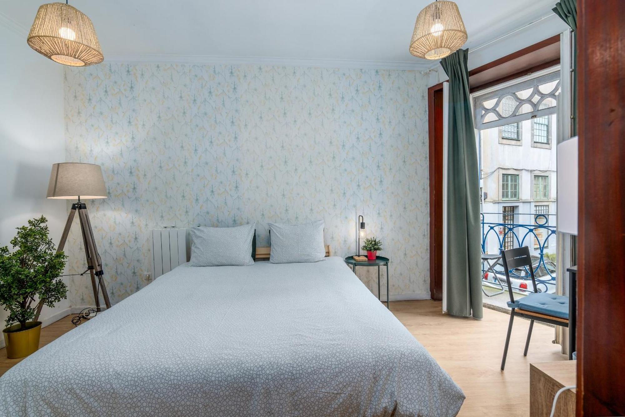 Апартаменты Renovated Feb25 Clerigos Cozy Balcony With Self Check In Порту Экстерьер фото