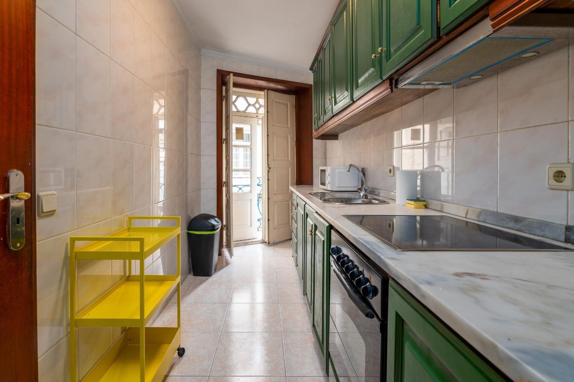 Апартаменты Renovated Feb25 Clerigos Cozy Balcony With Self Check In Порту Экстерьер фото